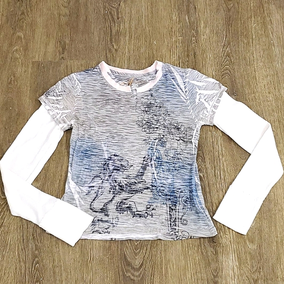 ⭐3/$20⭐Infusion Long Sleeved Tee - Picture 1 of 8